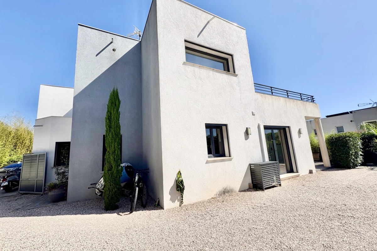 Luxury House for sale in Saint-Raphaël, 618 500 €, Photo 1