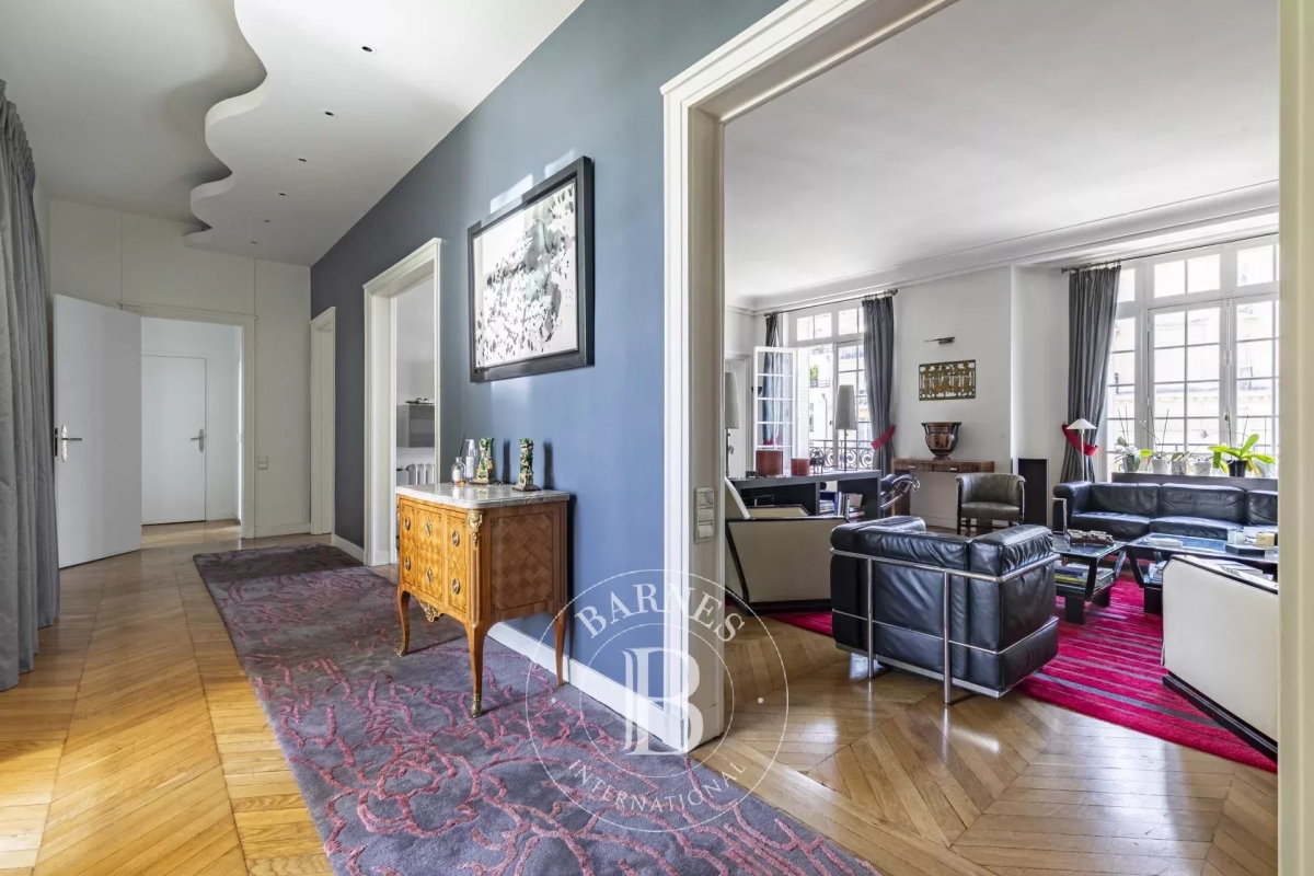 Luxury Apartment for sale in Paris 6Ème, 3 250 000 €, Photo 2