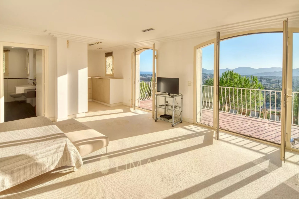 Luxury House for sale in Mougins, 1 380 000 €, Photo 3
