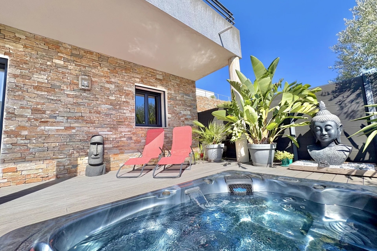 Luxury House for sale in Saint-Raphaël, 618 500 €, Photo 4