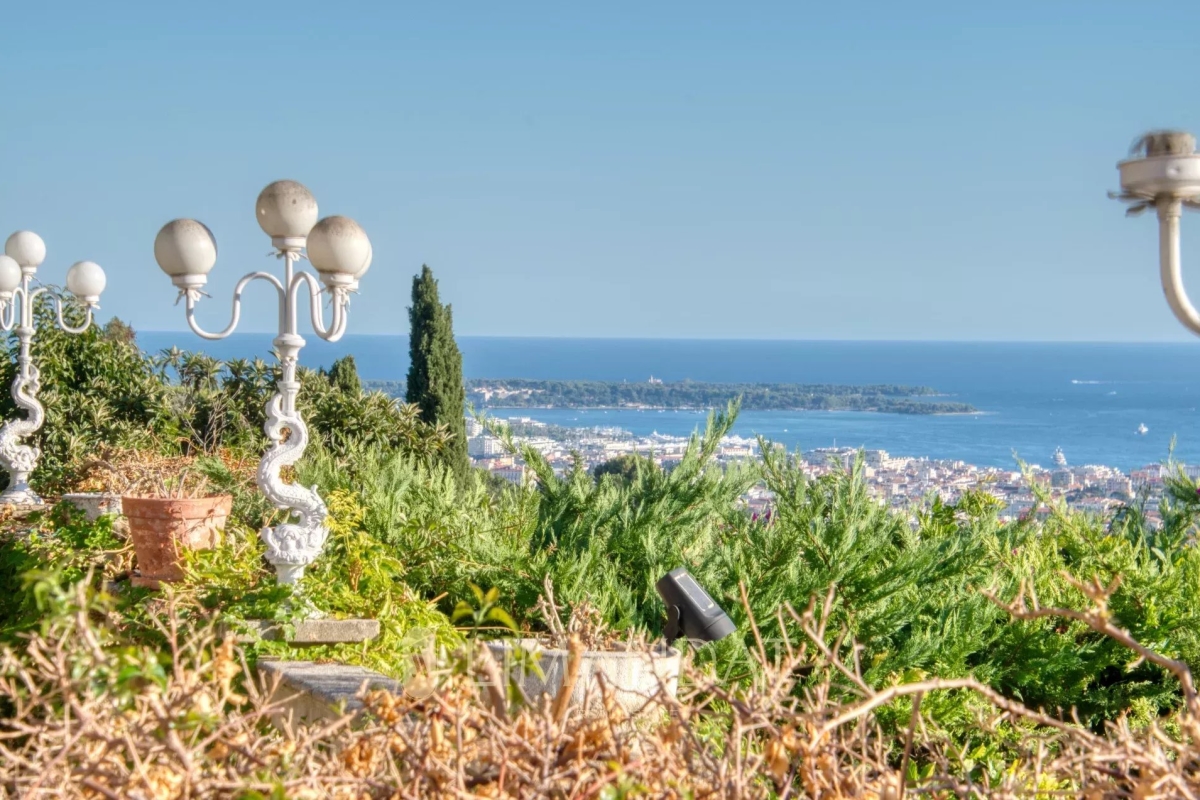 Luxury House for sale in Mougins, 1 380 000 €, Photo 7