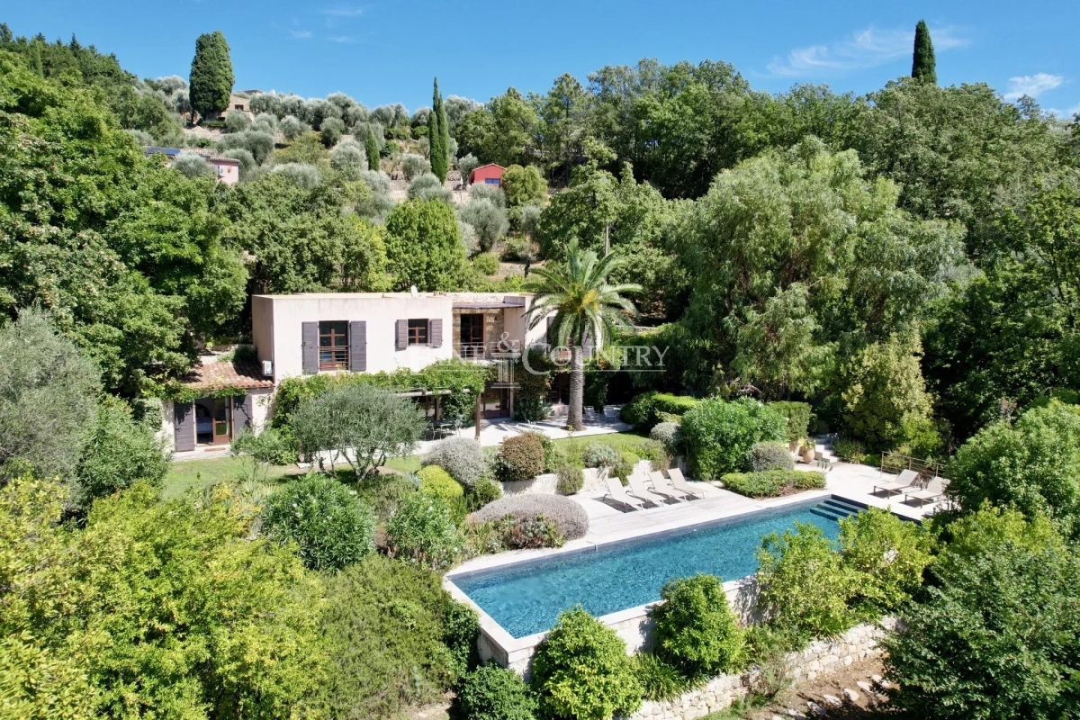 Maison de luxe à vendre à Châteauneuf-Grasse, 2 250 000 €, Photo 1