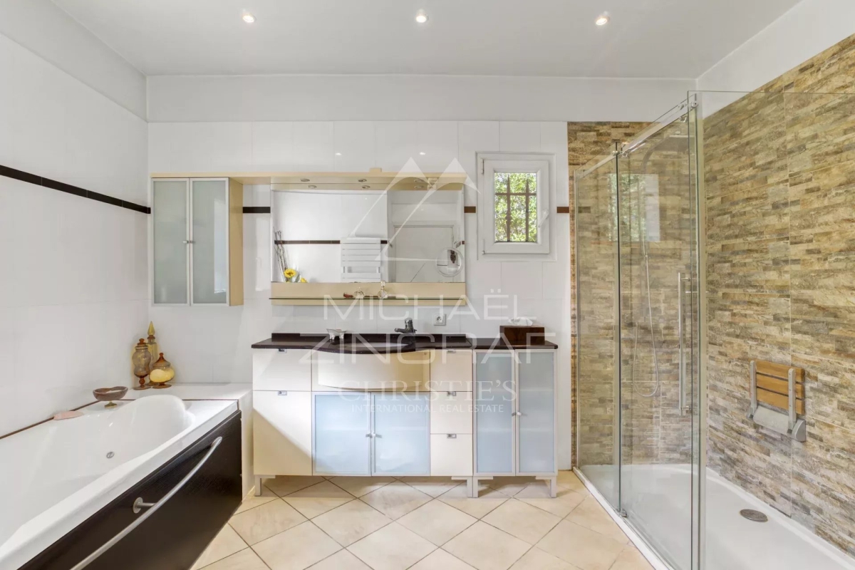Luxury House for sale in Mandelieu-la-Napoule, 1 750 000 €, Photo 5
