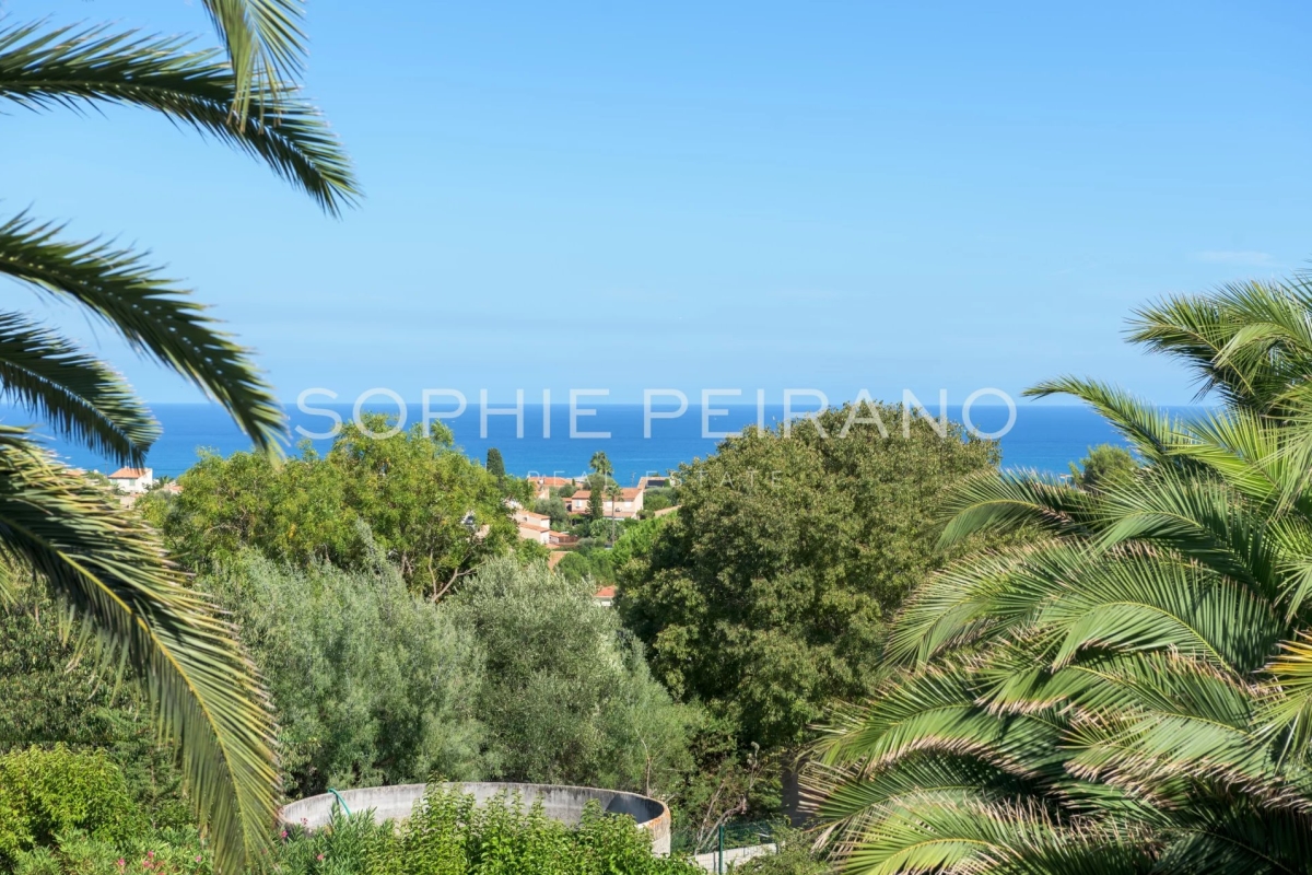 Maison de luxe à vendre à Cap d'Antibes, 2 499 000 €, Photo 1