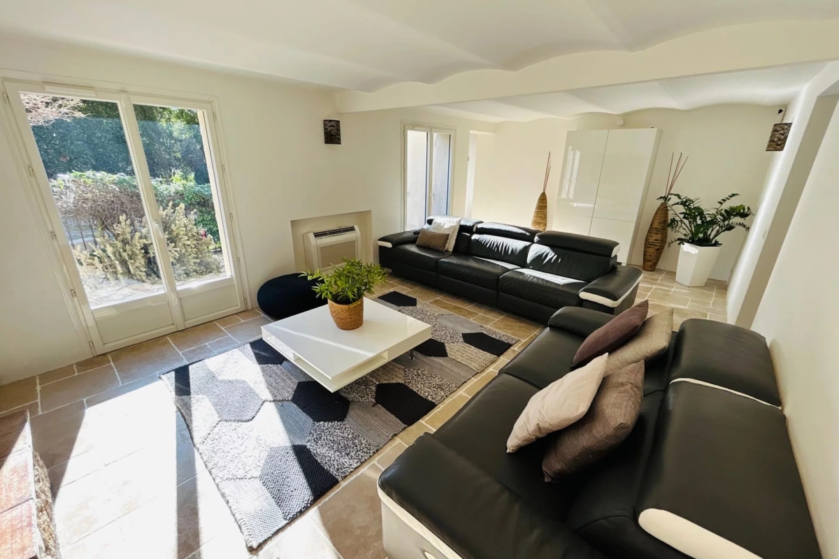 Luxury House for sale in Mougins, 945 000 €, Photo 4