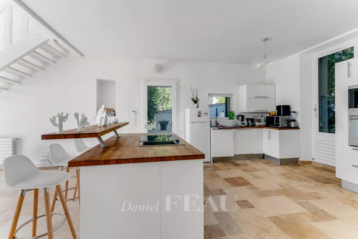 Maison de luxe à vendre à Bormes-les-Mimosas, 795 000 €, Photo 4