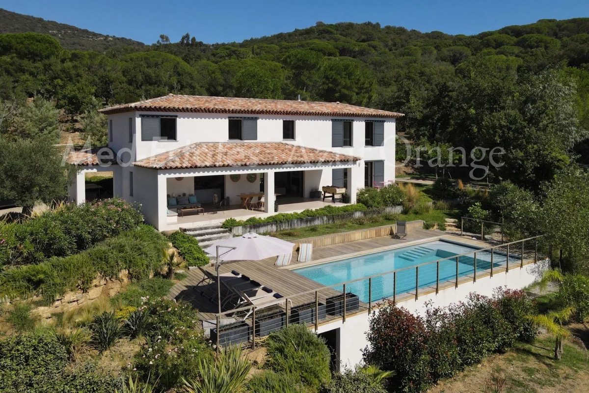 Maison de luxe à vendre à Grimaud, 1 765 000 €, Photo 1