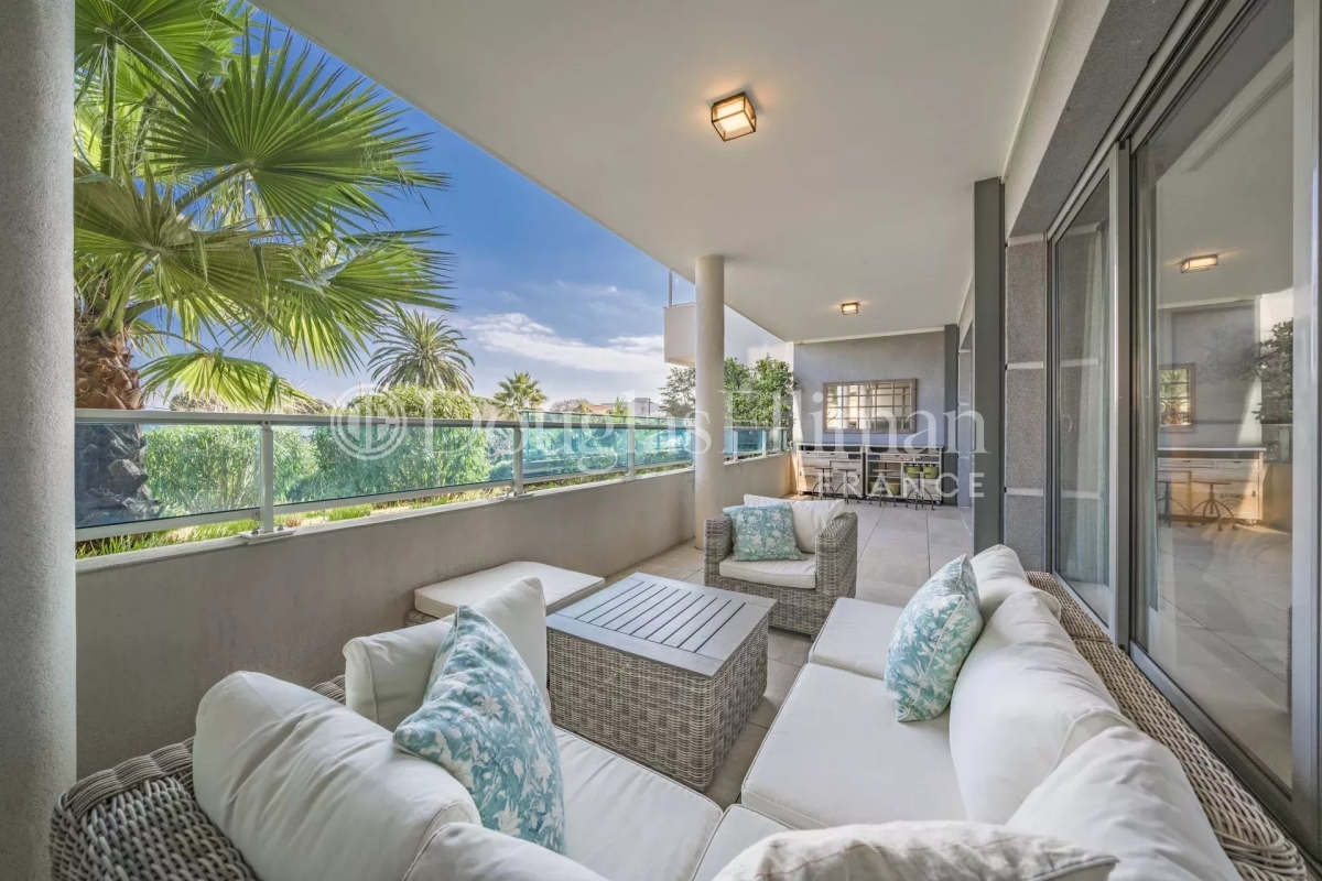 Appartement de luxe à vendre à Cap d'Antibes, 1 120 000 €, Photo 3