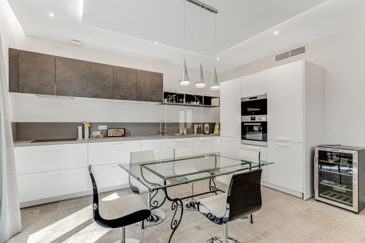 Appartement de luxe à vendre à Sainte-Maxime, 790 000 €, Photo 5