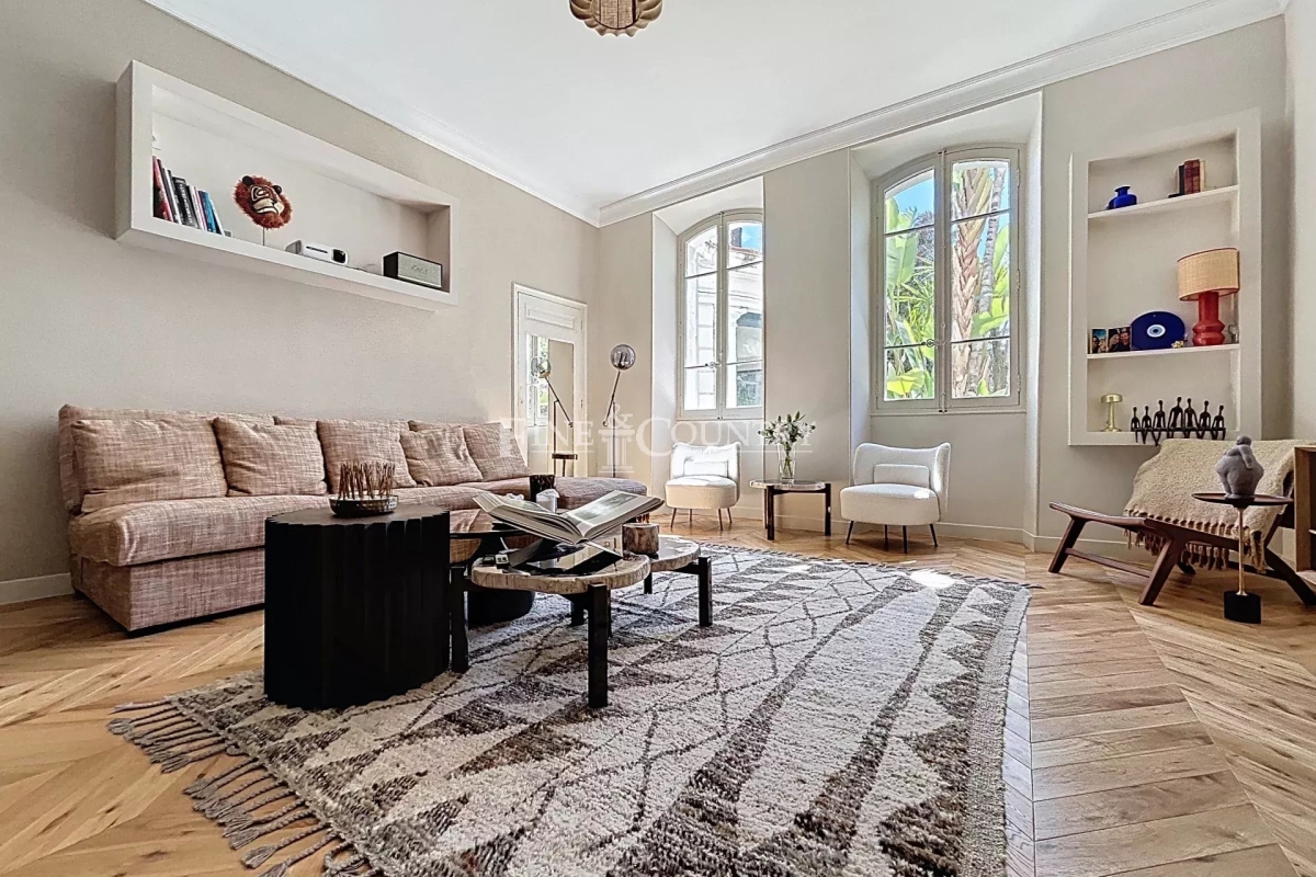 Luxury Apartment for sale in Cannes, 990 000 €, Photo 2