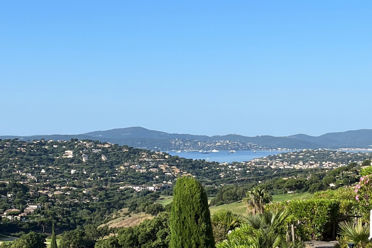 Appartement de luxe à vendre à Sainte-Maxime, 725 000 €, Photo 1