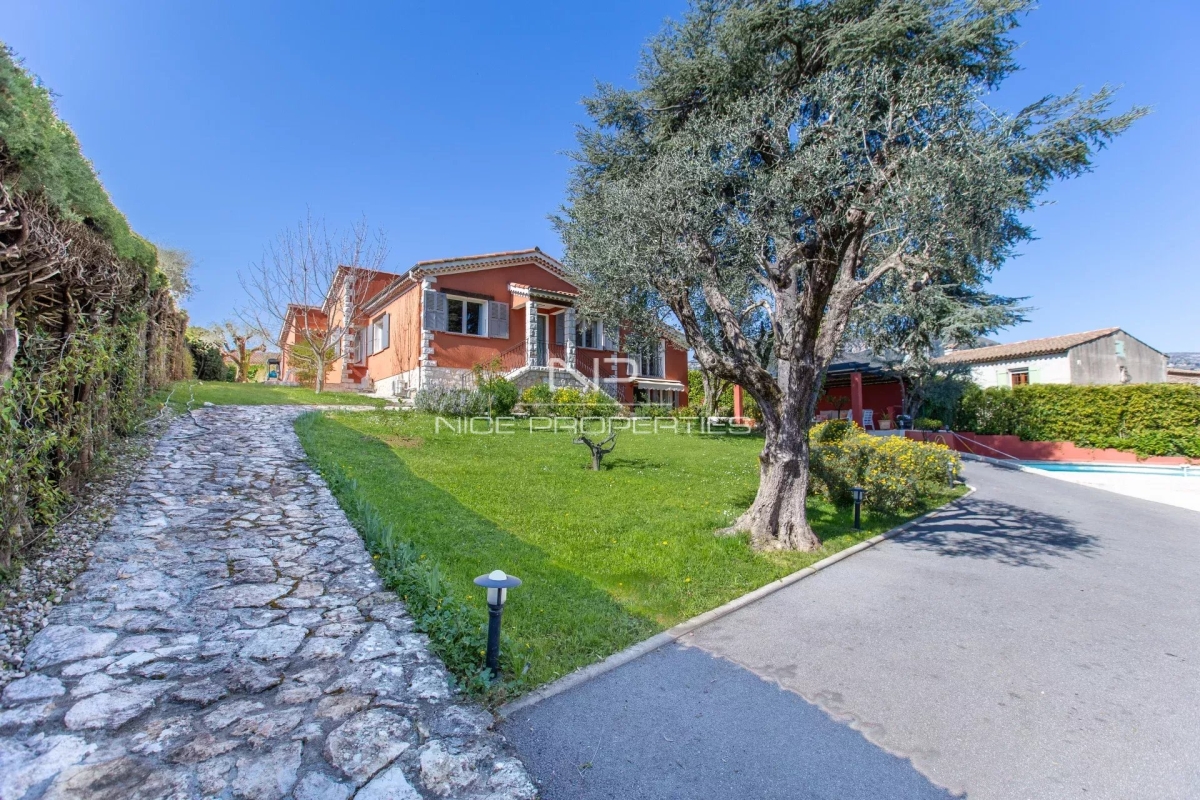 Luxury House for sale in Saint-Jeannet, 1 100 000 €, Photo 2