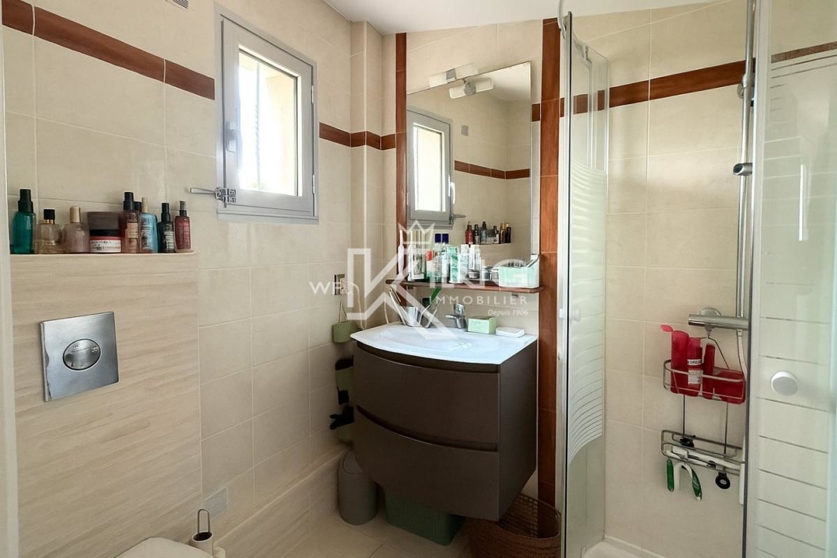 Appartement de luxe à vendre à Saint-Raphaël, 230 000 €, Photo 4