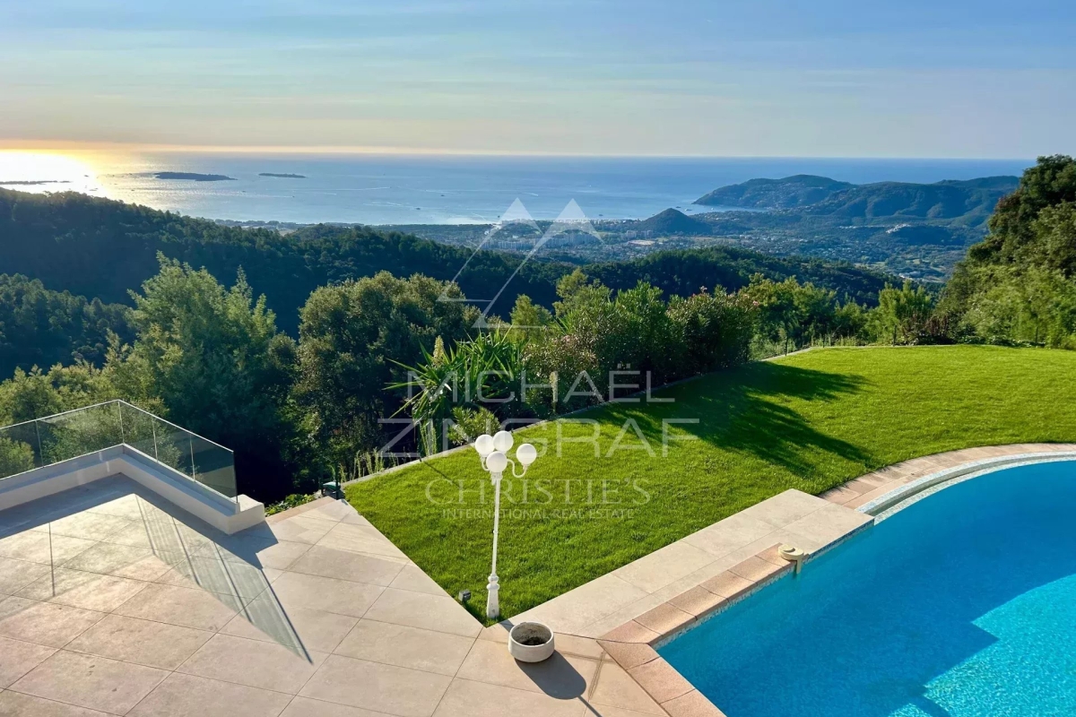 Maison de luxe à vendre à Mandelieu-la-Napoule, 2 330 000 €, Photo 1