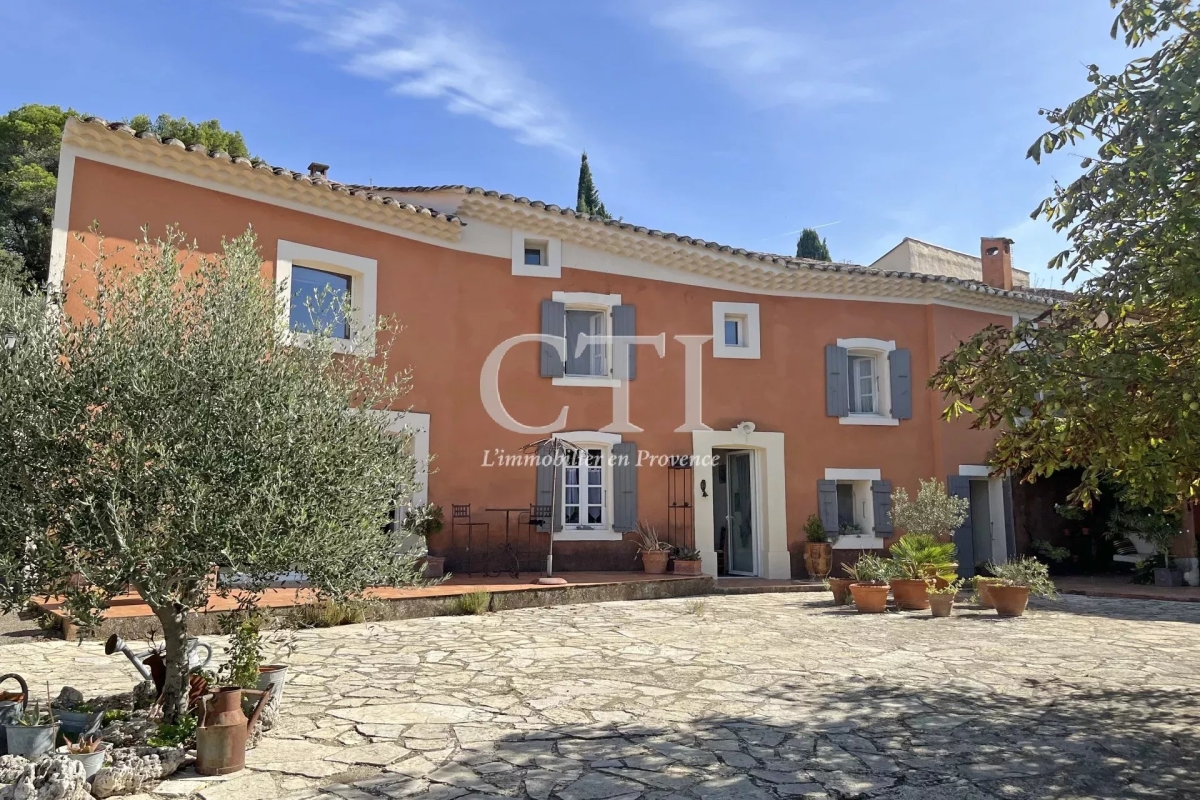 Maison de luxe à vendre à Vaison-la-Romaine, 790 000 €, Photo 1