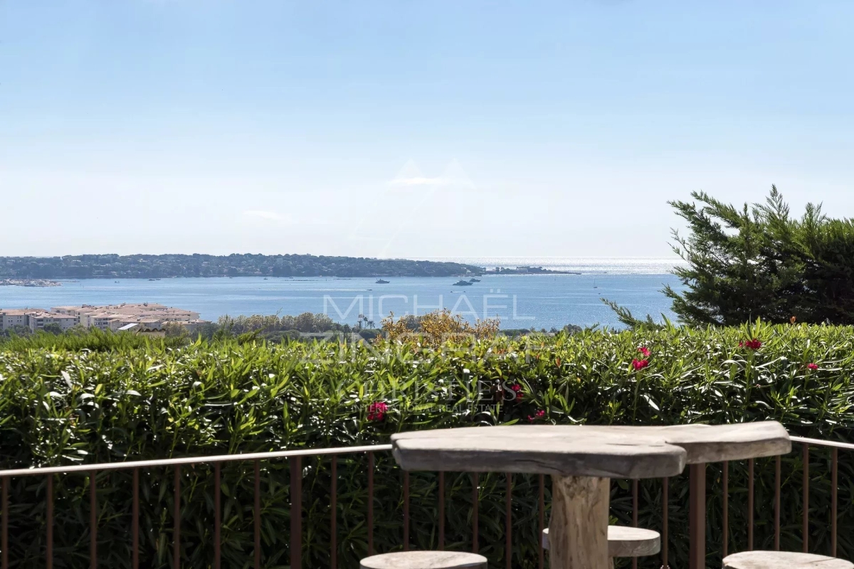 Luxury House for sale in Cannes, 1 595 000 €, Photo 2