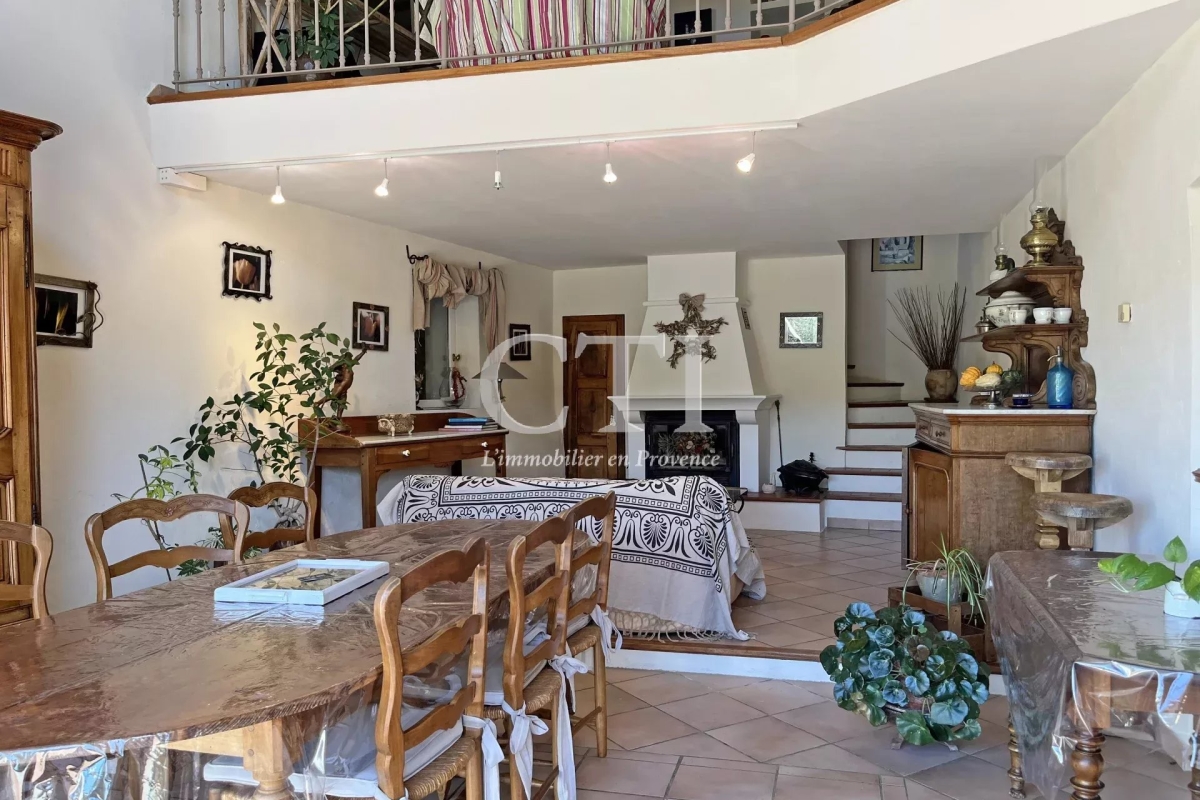 Maison de luxe à vendre à Vaison-la-Romaine, 770 000 €, Photo 4