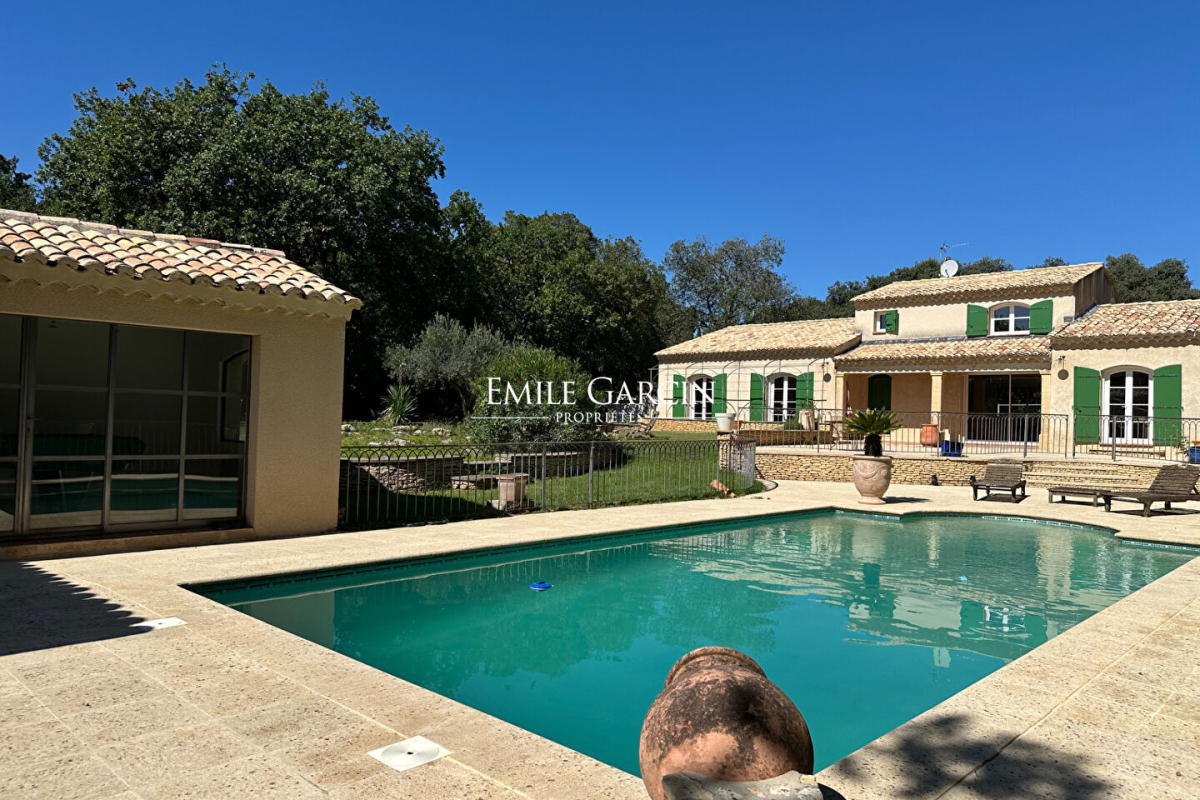 Maison de luxe à vendre à Uzès, 795 000 €, Photo 1