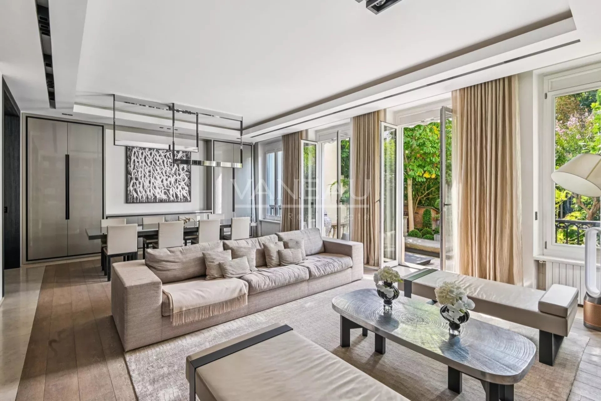 Maison de luxe à vendre à Neuilly-sur-Seine, 7 990 000 €, Photo 1