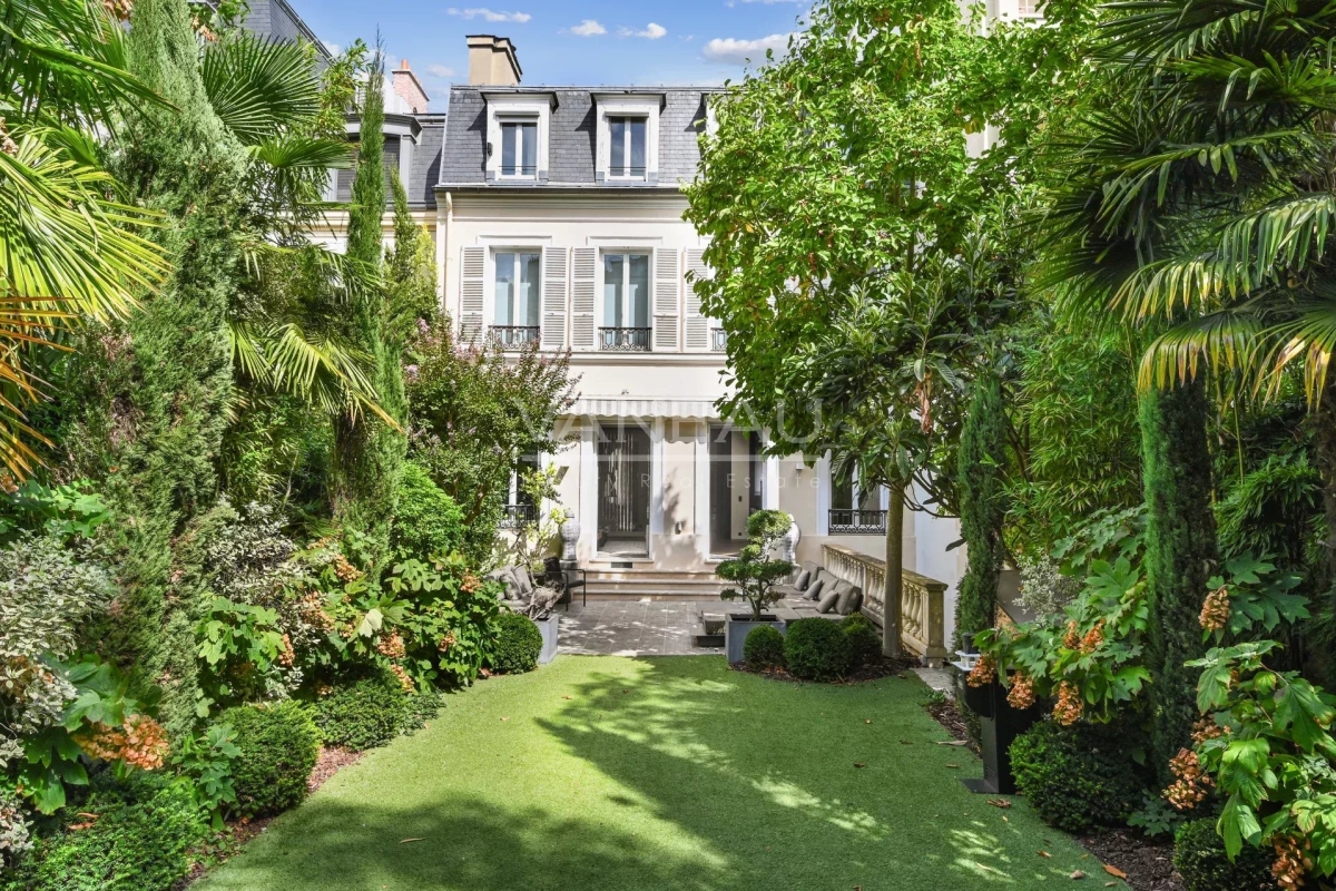 Maison de luxe à vendre à Neuilly-sur-Seine, 7 990 000 €, Photo 2