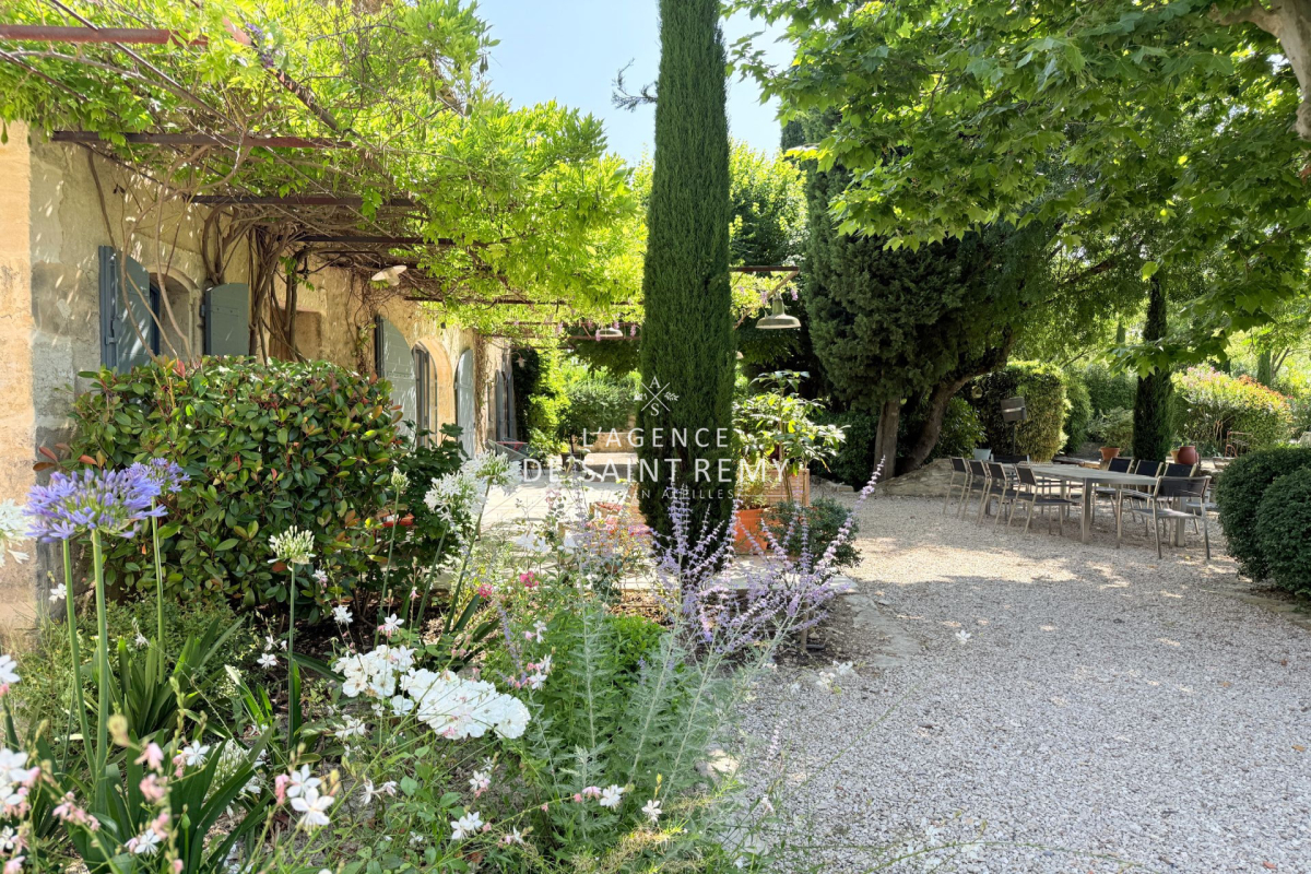 Luxury House for sale in Saint-Rémy-de-Provence, 3 360 000 €, Photo 4
