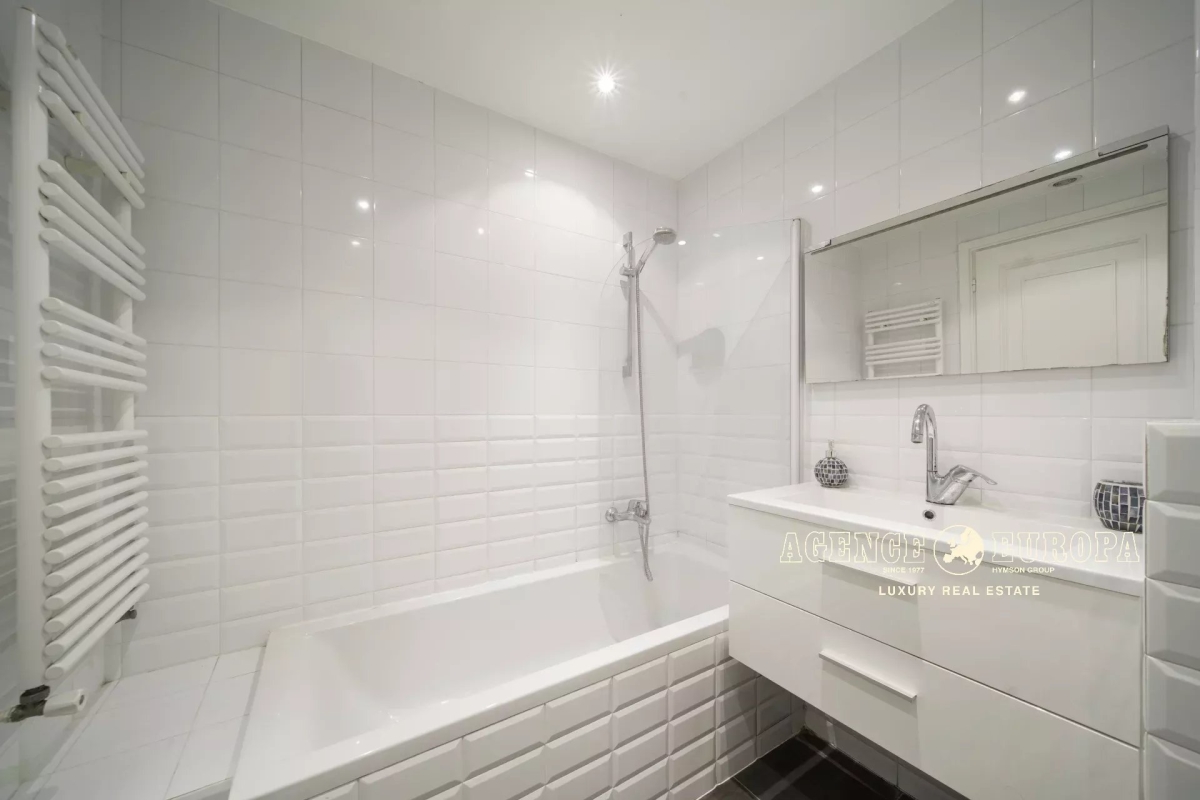 Luxury Apartment for sale in Le Cannet, 638 000 €, Photo 6