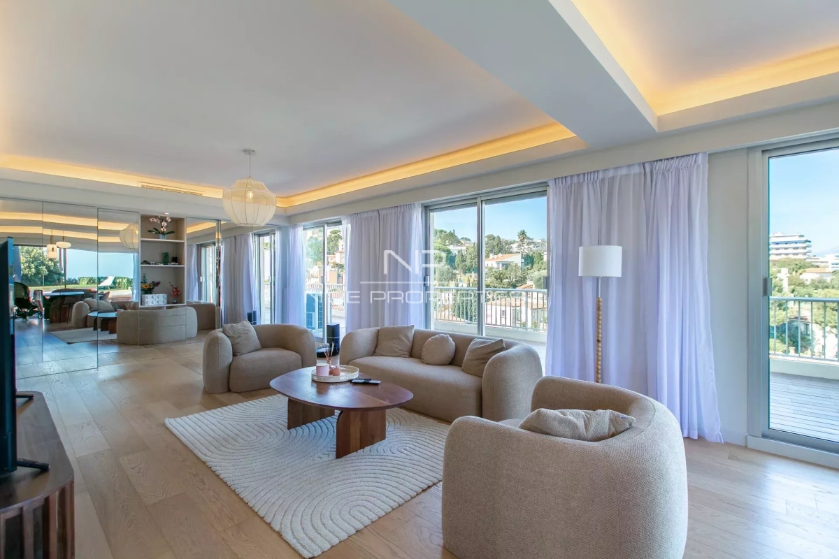 Luxury Apartment for sale in Nice, 1 590 000 €, Photo 1