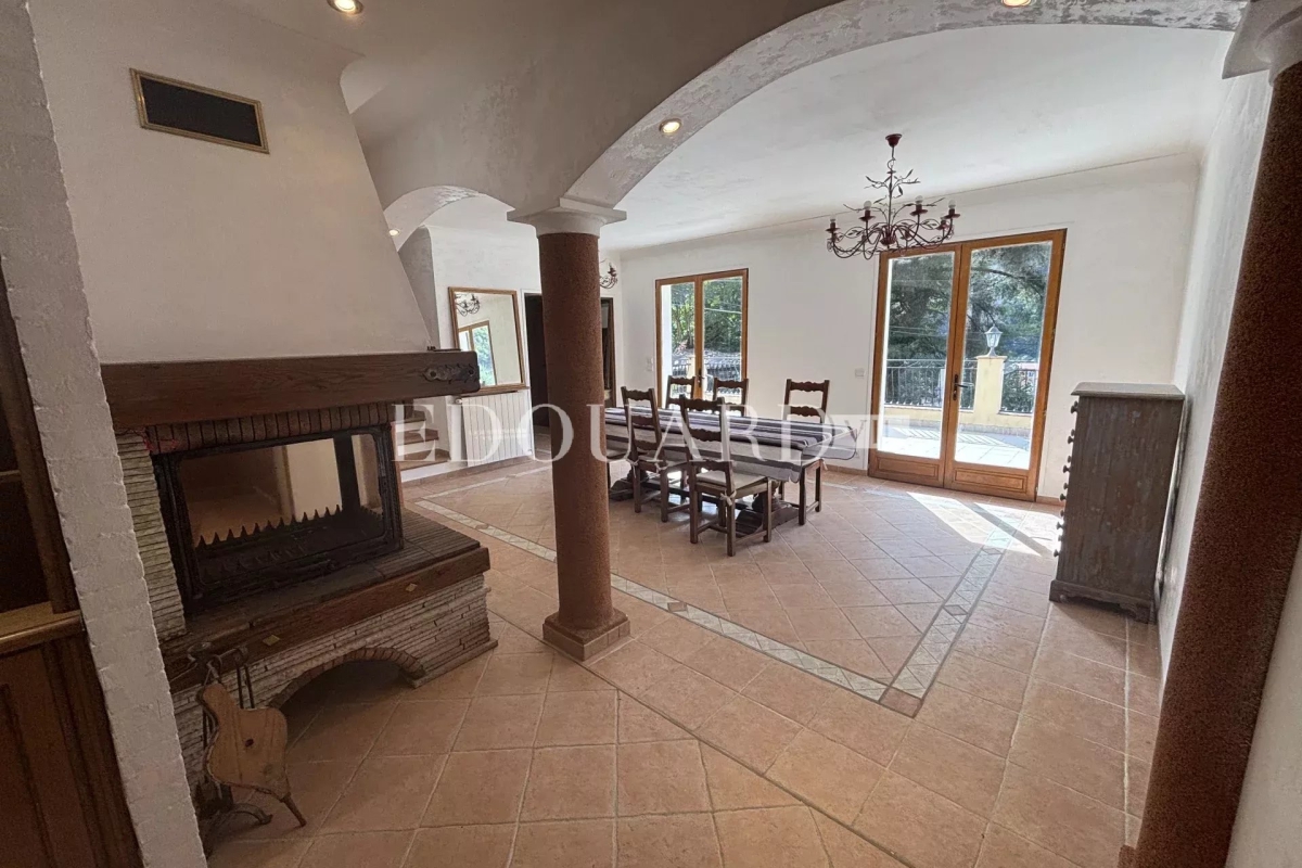 Maison de luxe à vendre à Menton, 750 000 €, Photo 2
