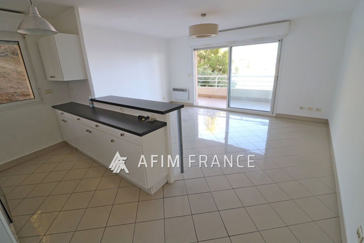 Luxury Apartment for rental in Beausoleil, 1 990 €, Photo 4