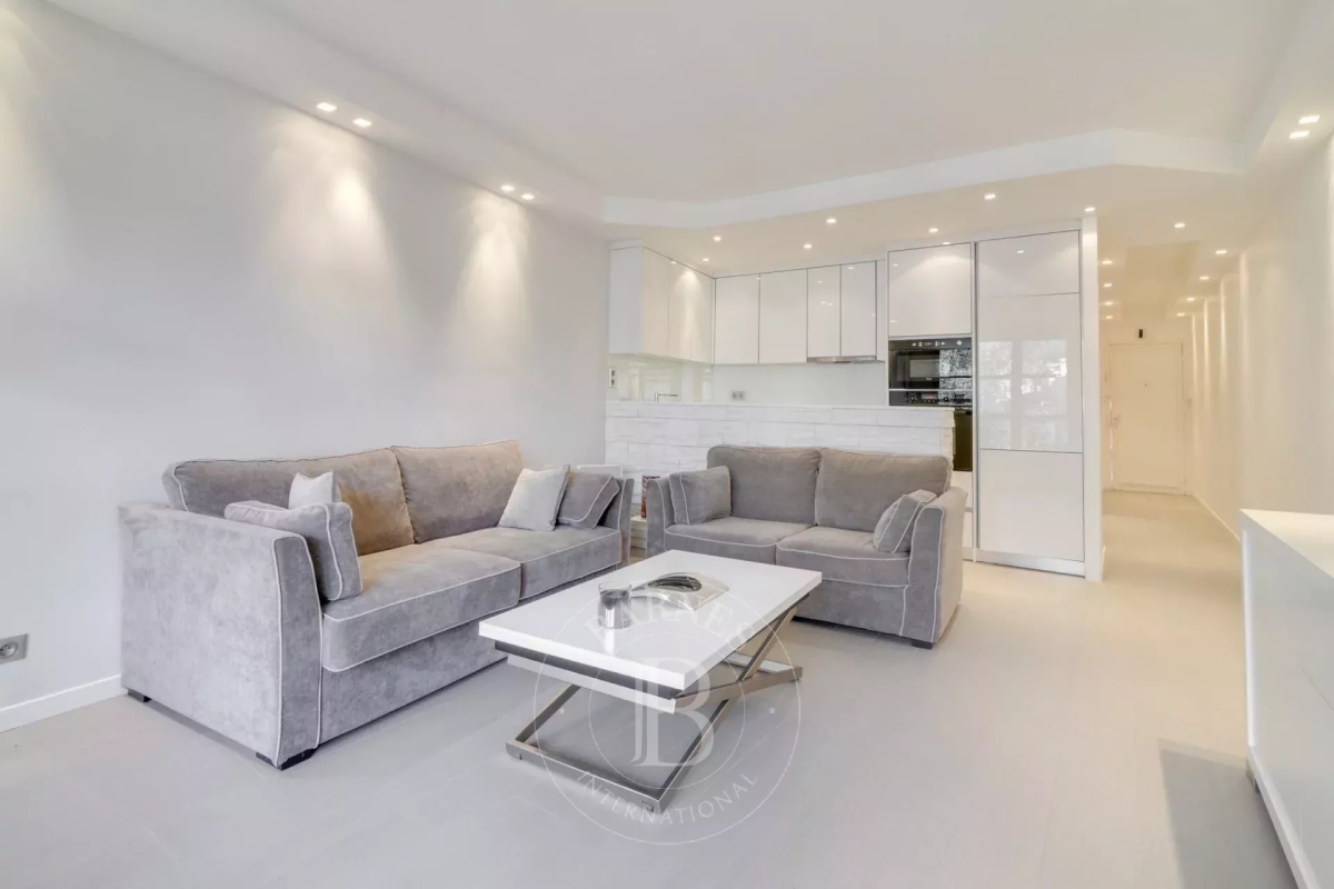 Luxury Apartment for sale in Cannes, 495 000 €, Photo 5