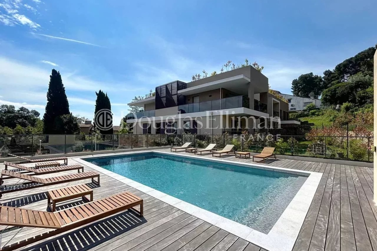 Appartement de luxe à vendre à Mougins, 795 000 €, Photo 1