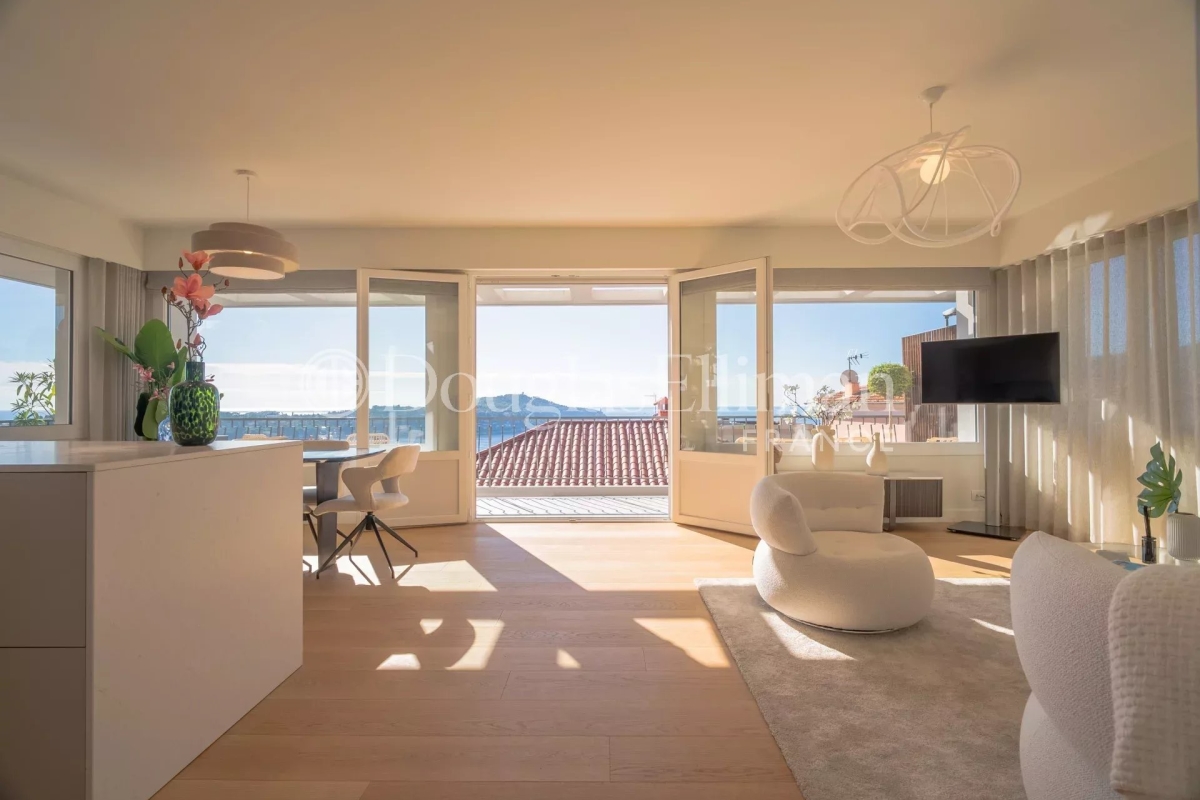 Luxury Apartment for sale in Villefranche-sur-Mer, 1 690 000 €, Photo 2