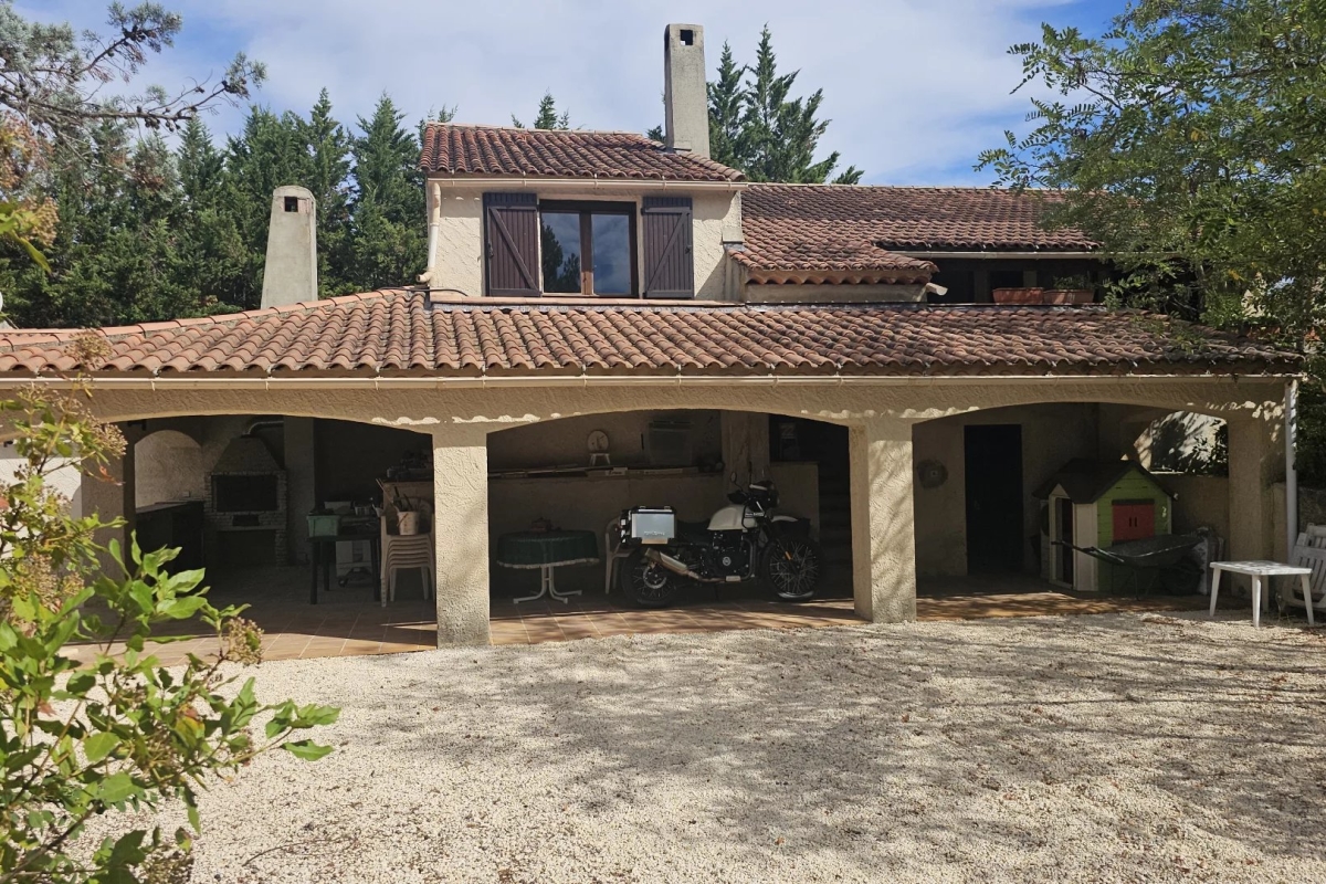 Maison de luxe à vendre à Rocbaron, 580 000 €, Photo 1
