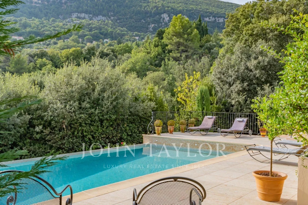 Luxury House for sale in Grasse, 1 490 000 €, Photo 2