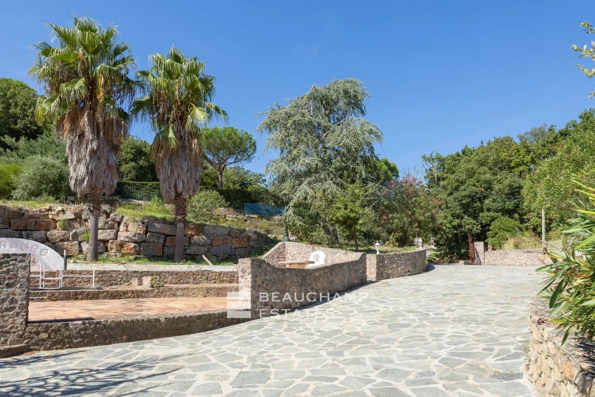 Maison de luxe à vendre à Grimaud, 4 725 000 €, Photo 3