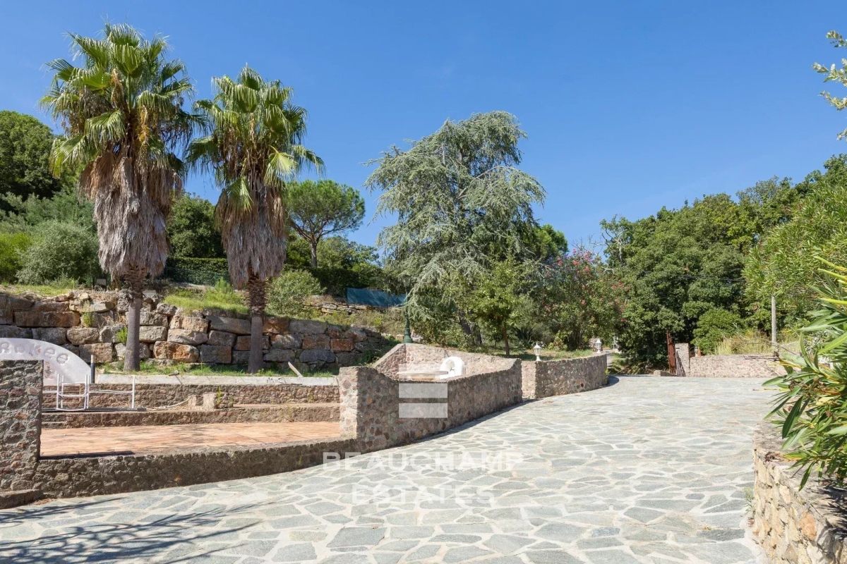 Maison de luxe à vendre à Grimaud, 4 725 000 €, Photo 3