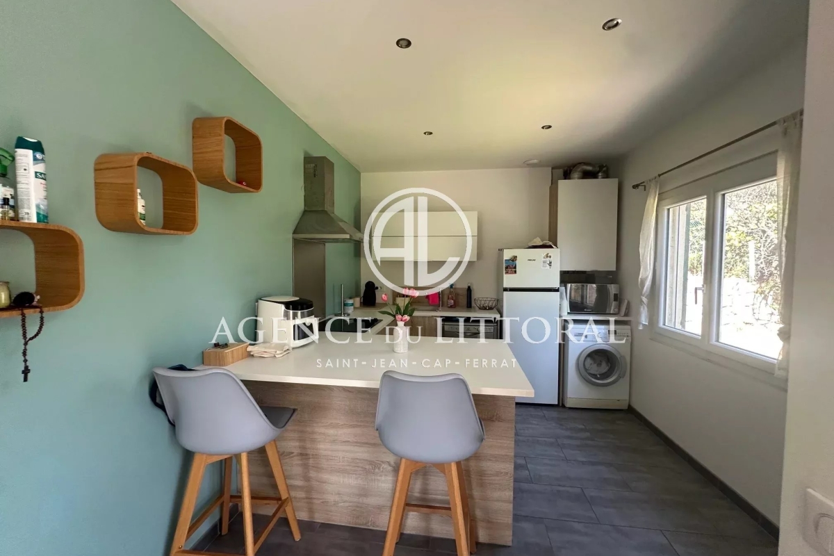 Maison de luxe à louer à Tourrette-Levens, 1 330 €, Photo 4