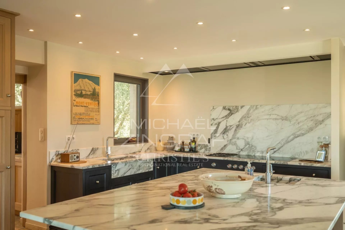 Luxury House for sale in Gordes, 2 500 000 €, Photo 5
