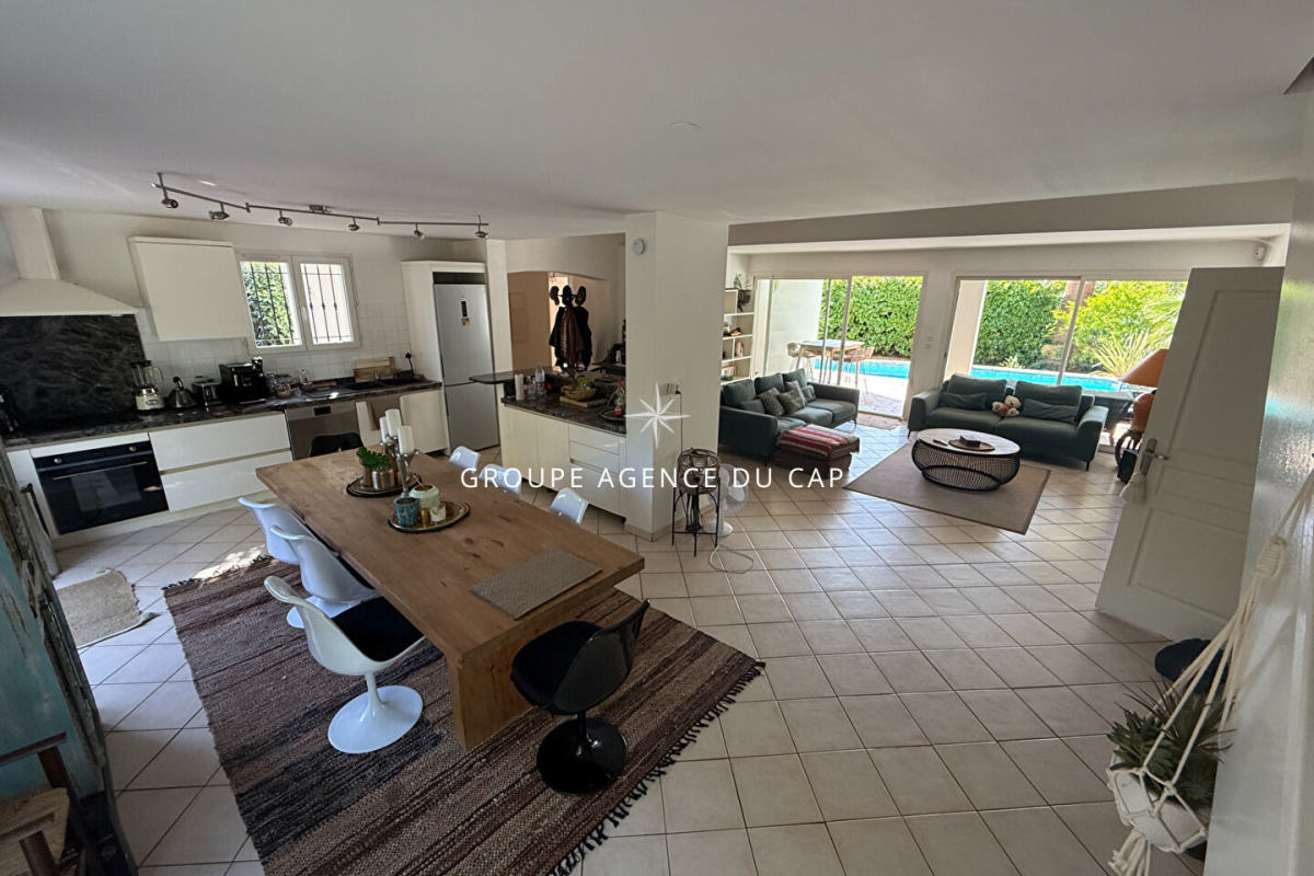 Luxury House for sale in Saint-Raphaël, 845 000 €, Photo 7