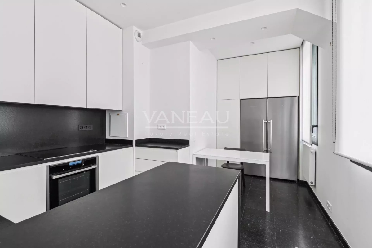 Luxury Apartment for sale in Paris 7ème, 1 800 000 €, Photo 6