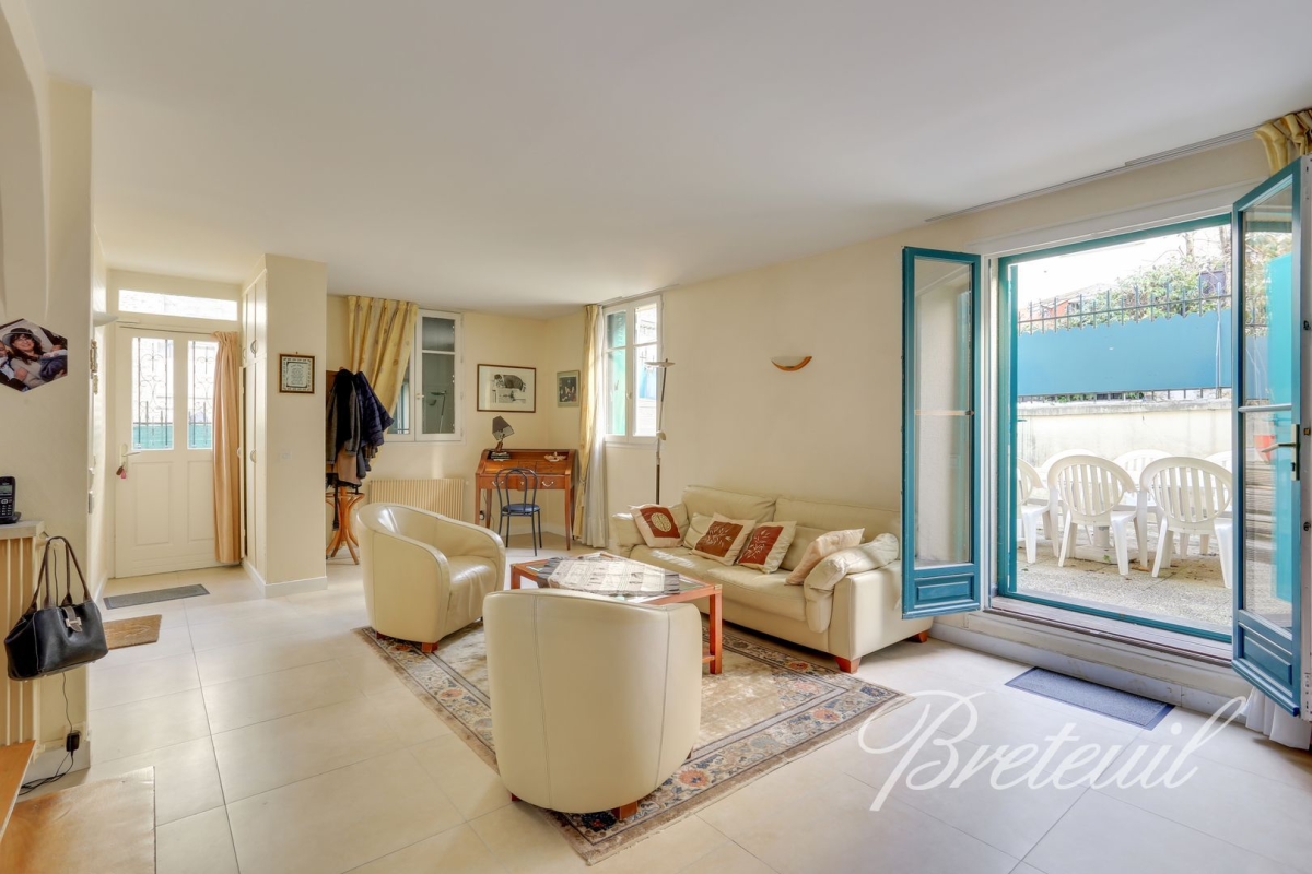 Maison de luxe à vendre à Paris 19Ème, 1 390 000 €, Photo 1