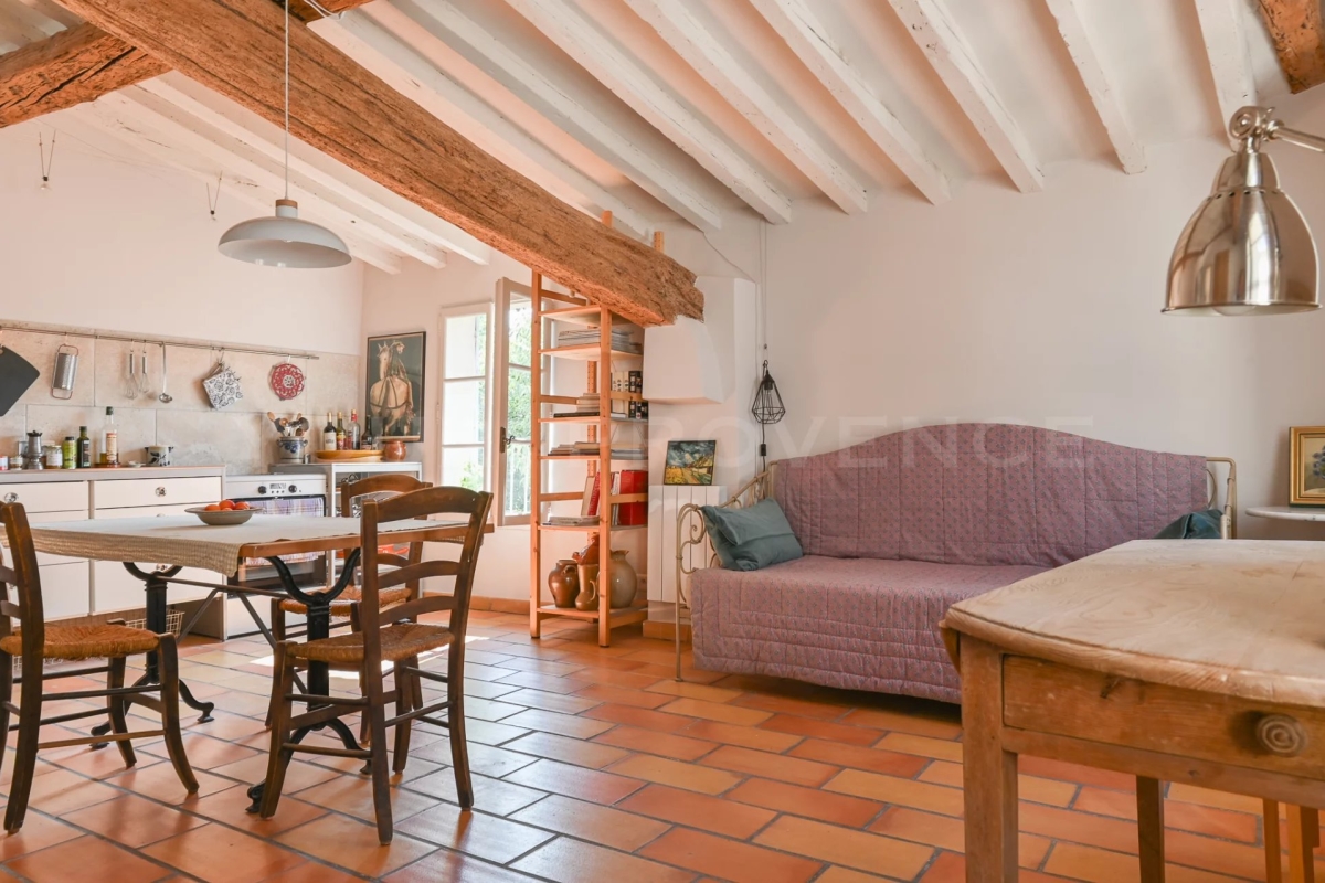 Appartement de luxe à vendre à L Isle-sur-La-Sorgue, 210 000 €, Photo 1