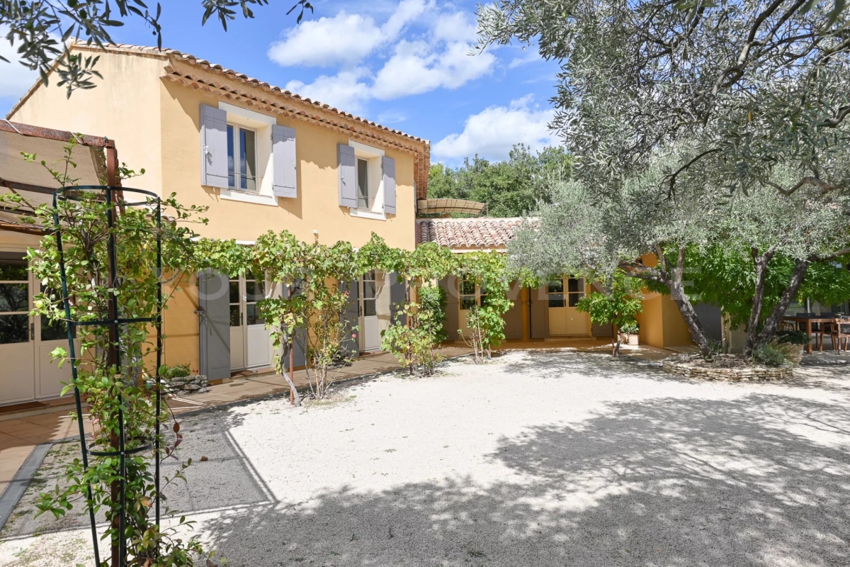 Luxury House for sale in Roussillon, 1 790 000 €, Photo 1