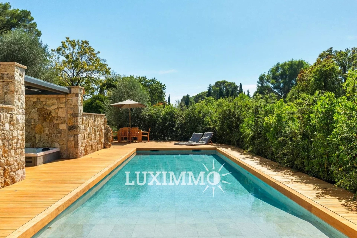 Luxury House for sale in Mougins, 3 535 000 €, Photo 2