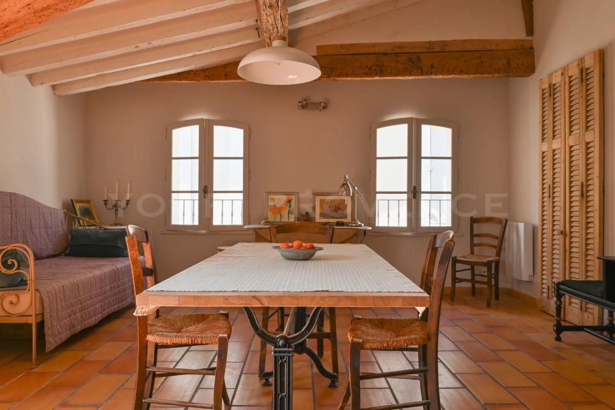 Appartement de luxe à vendre à L Isle-sur-La-Sorgue, 210 000 €, Photo 4