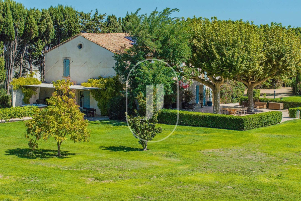 Maison de luxe à vendre à Eyragues, 1 900 000 €, Photo 1