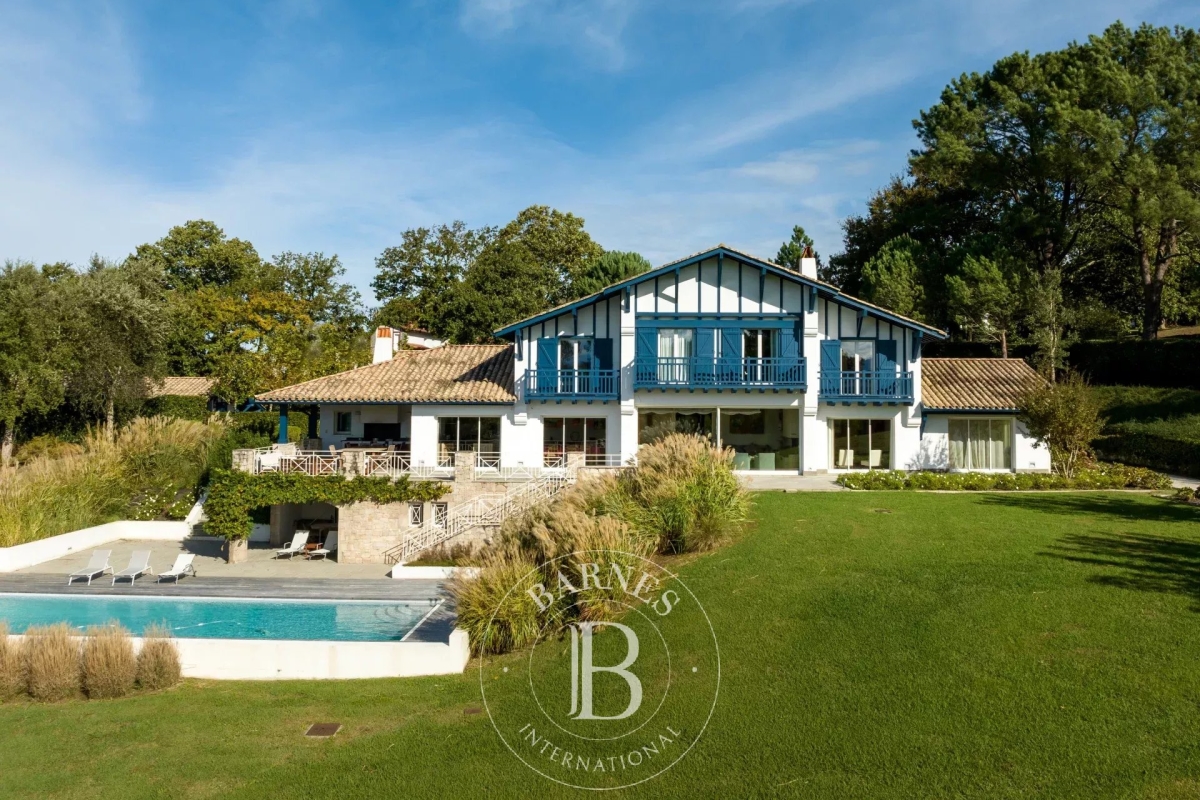 Luxury House for sale in Arbonne, 3 990 000 €, Photo 1