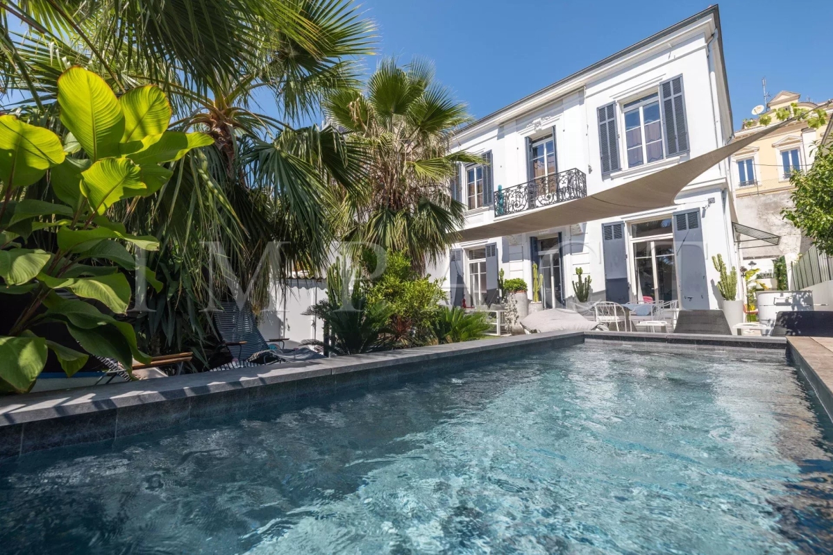 Maison de luxe à vendre à Cannes, 2 250 000 €, Photo 1