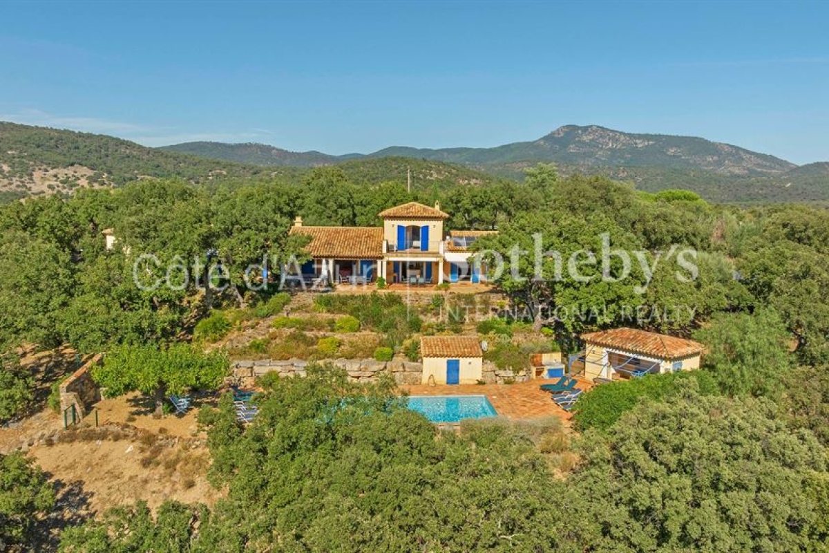 Luxury House for sale in Le Plan-de-La-Tour, 1 990 000 €, Photo 2