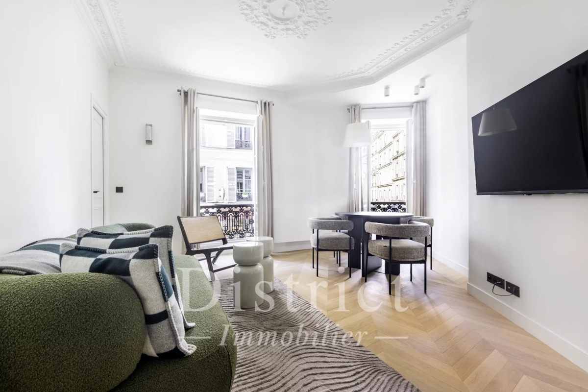 Appartement de luxe à vendre à Paris 18Ème, 735 000 €, Photo 2